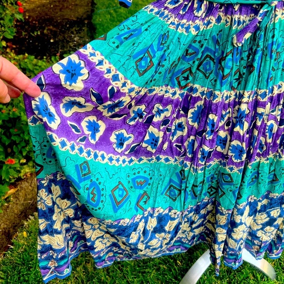 Floral Blue and Purple Midi Dress - Picture 3 of 6